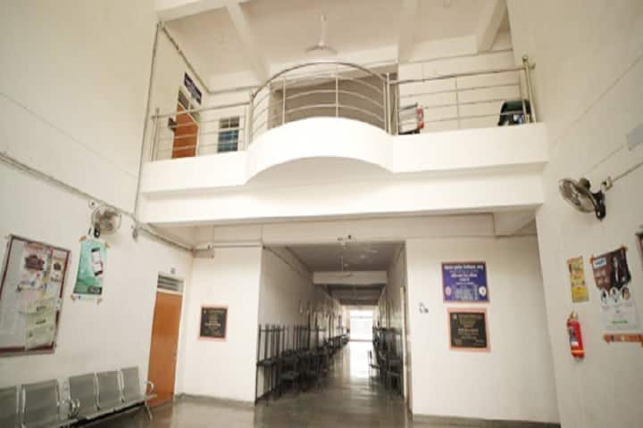 Institute of Engineering and Technology, Mohanlal Sukhadia University, Udaipur campus photo 2