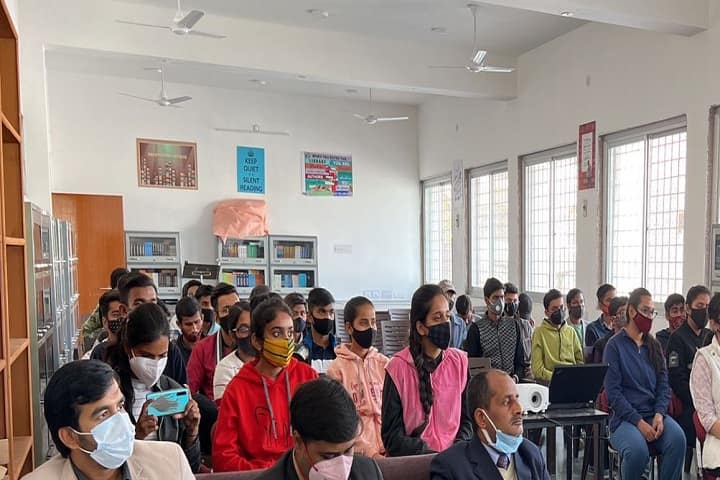 Institute of Engineering and Technology, Mohanlal Sukhadia University, Udaipur campus photo 3