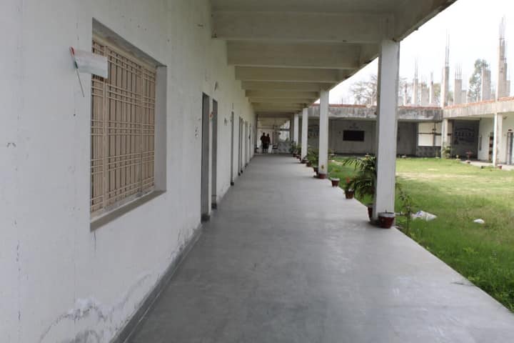 Shakuntala Memorial Educational Institute, Bahraich campus photo 3