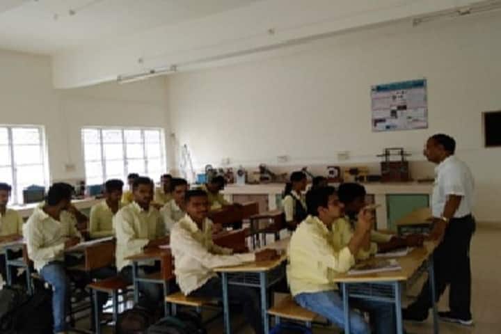 SVPM's College of Engineering, Pune campus photo 6