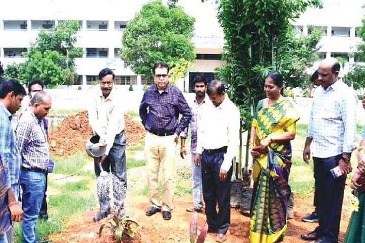 University College of Engineering, Adikavi Nannaya University, Rajahmundry campus photo 5