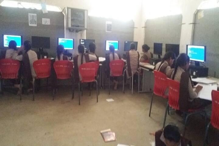 Telangana Social Welfare Residential College for Women, Armoor campus photo 4