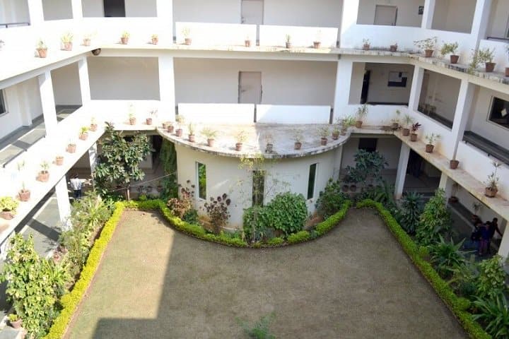 Lakshmi Narain College of Technology and Science, Gwalior campus photo 2