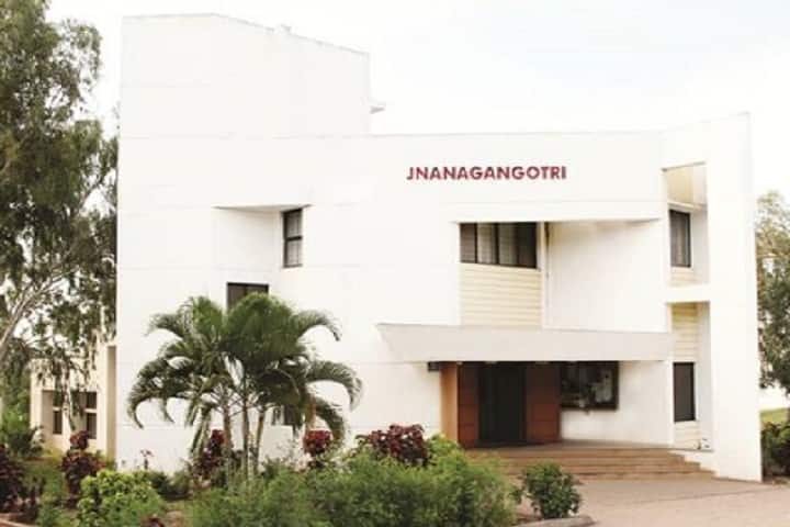 KLE Society's Basavaprabhu Kore Arts Science and Commerce College, Chikodi campus photo 6