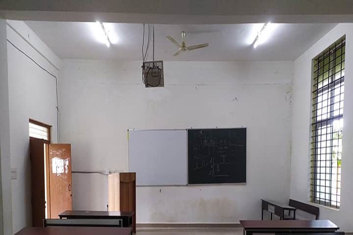 Government First Grade College for Women, Krishnarajanagara campus photo 2
