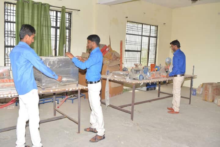Sai Meer College of Polytechnic, Kannauj campus photo 4