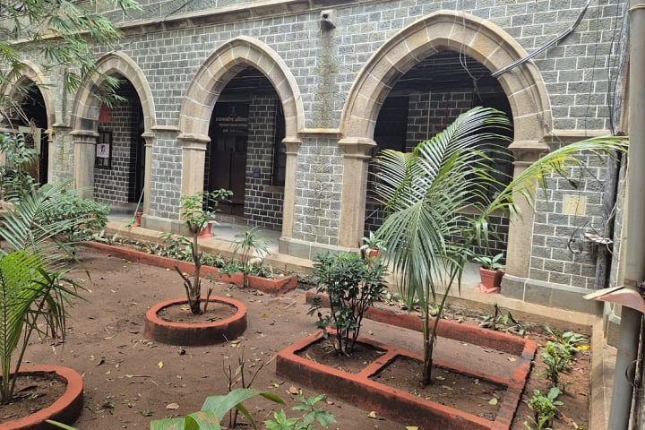 Government Medical College, Mumbai campus photo 3