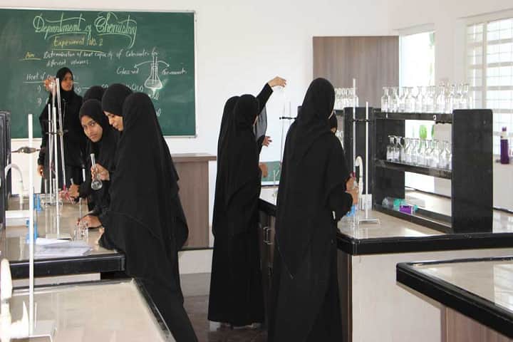 Malegaon Senior College of Arts, Science and Commerce, Malegaon campus photo 3