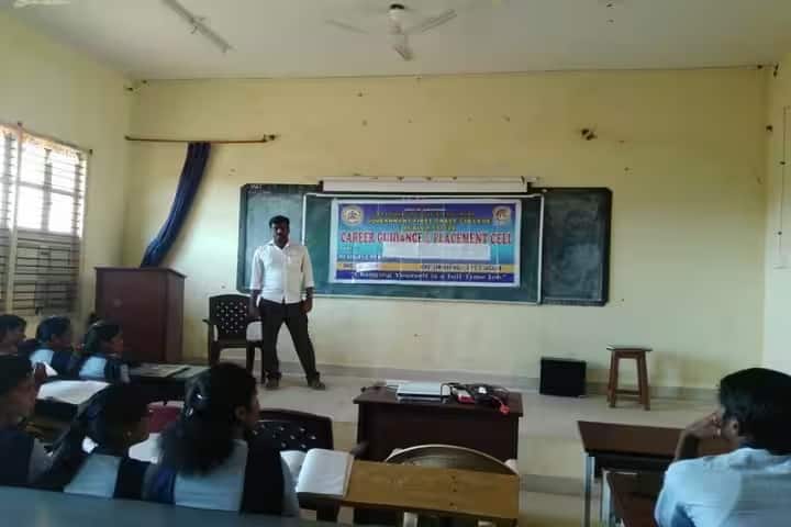 Government First Grade College, Jagalur campus photo 2