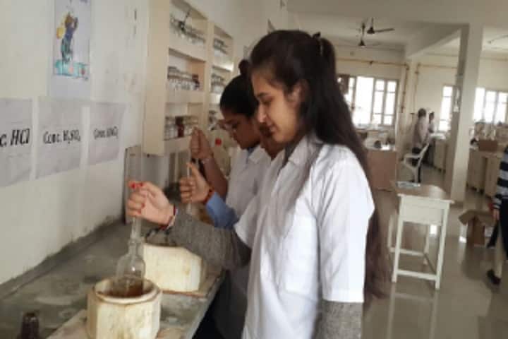 Shree Kokilaben Karsanbhai Patel Girls Science College, Mehsana campus photo 3