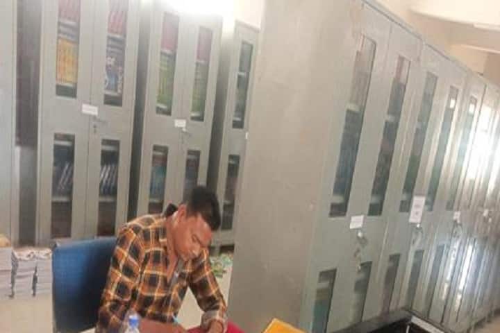 Government Naveen College, Bhairamgarh campus photo 3