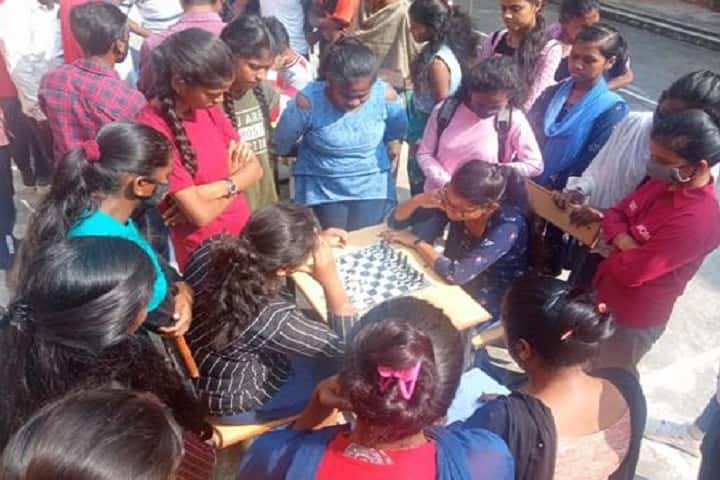 Government Naveen College, Bhairamgarh campus photo 4