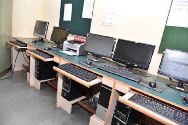 Malleswaram Ladies Association First Grade College For Women, Bangalore campus photo 5