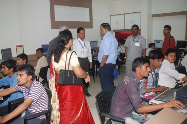Annasaheb Magar College, Pune campus photo 6