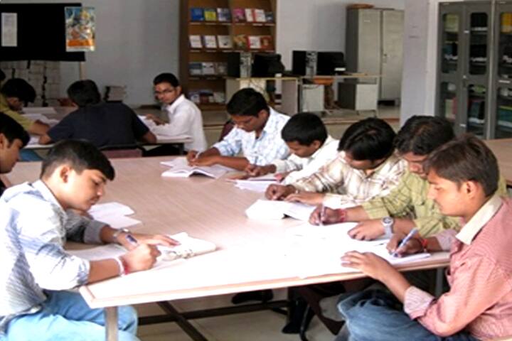 Indira Bahuuddeshiy Shikshan Sanstha's College of Pharmacy, Malkapur campus photo 3