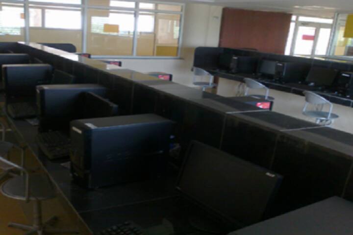 CU Shah College of Master of Computer Application, Surendranagar campus photo 4