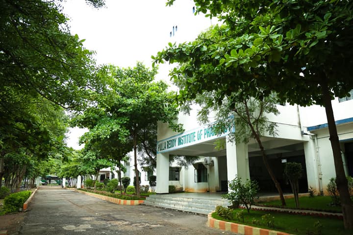 Pullareddy Institute of Pharmacy, Jinnaram campus photo 2