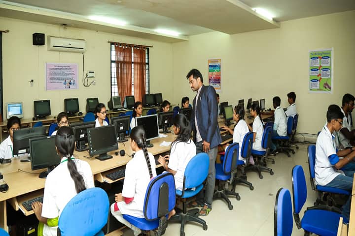 Pullareddy Institute of Pharmacy, Jinnaram campus photo 6