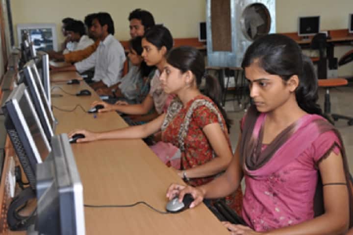 Yugantar Institute of Technology and Management, Rajnandgaon campus photo 3