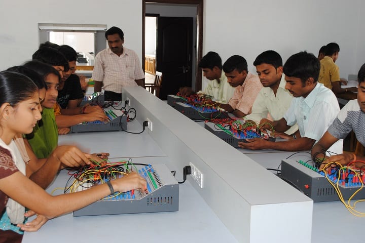 Kamath Institute of Technology, Udupi campus photo 2