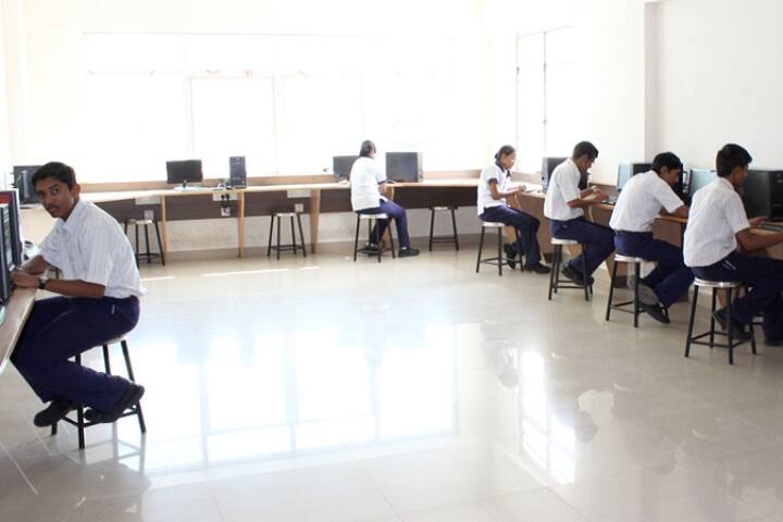 Reva First Grade Evening College, Bangalore campus photo 5