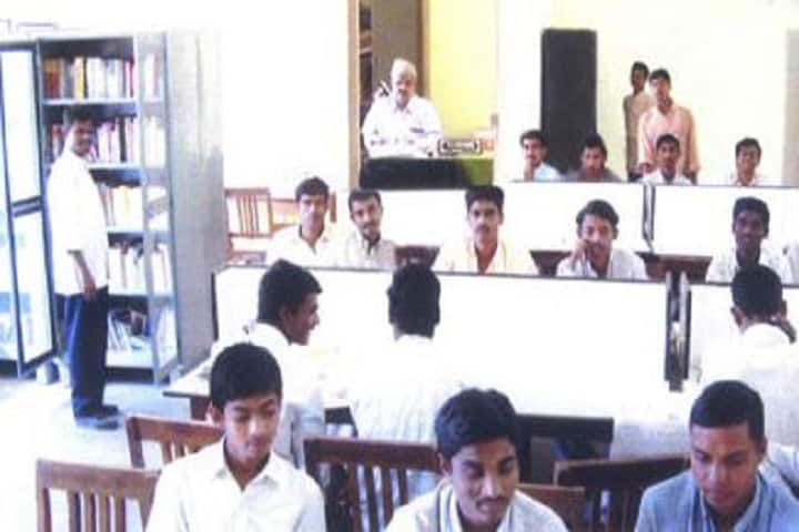 AV Patil Degree College of Arts Science and Commerce, Aland campus photo 3