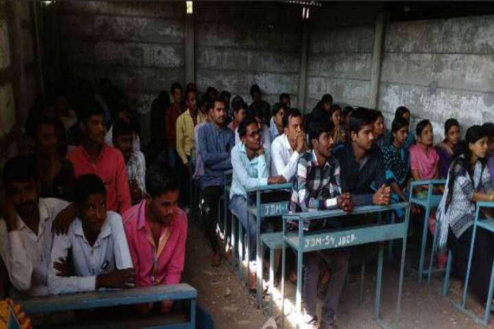 Jeevandeep Arts Commerce, Science and Computer Science College, Beed campus photo 2