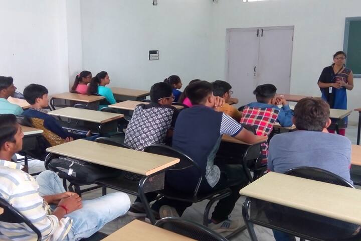Ratnamani College of Pharmacy, Becharaji campus photo 2