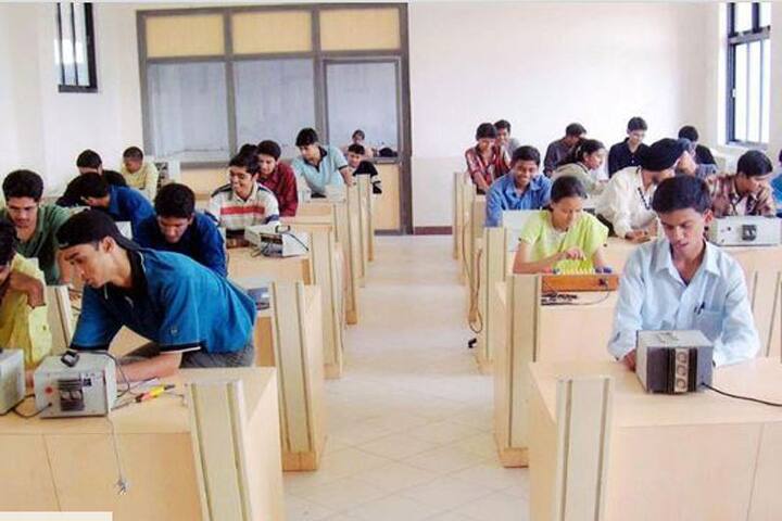 Pillai Polytechnic, New Panvel campus photo 6