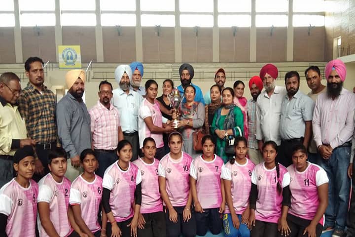 Shri Raghunath Girls College, Amritsar campus photo 6