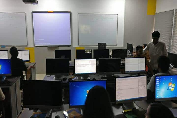 PES Degree College Central Campus, Bangalore campus photo 3