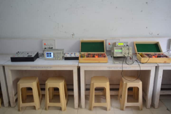 Viva College of Diploma Engineering and Technology, Mumbai campus photo 2