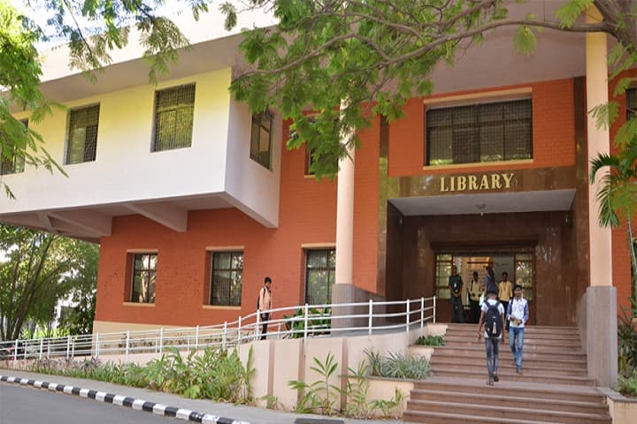 Vidya Pratishthan's Arts Science and Commerce College, Pune campus photo 6