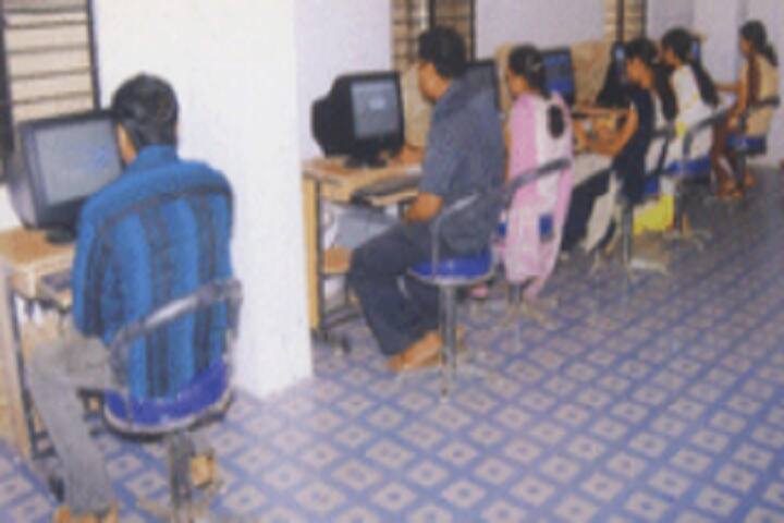 Rajiv Gandhi Education Society's BBA and BCA College, Dharwad campus photo 2