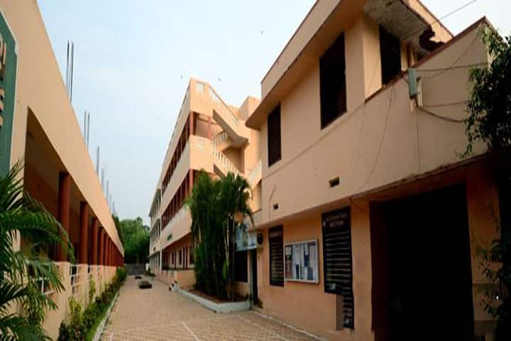 Rajiv Gandhi College of Pharmacy, Rajahmundry campus photo 2