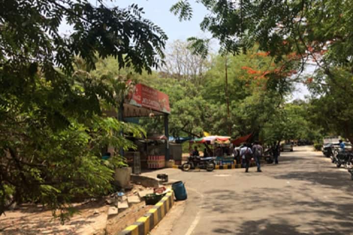 Institute of Science and Technology, Jawaharlal Nehru Technological University, Hyderabad campus photo 2