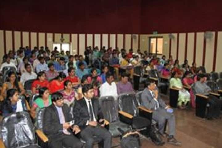 Institute of Science and Technology, Jawaharlal Nehru Technological University, Hyderabad campus photo 6