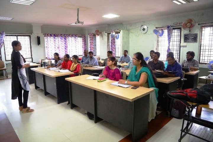 Institute of Science and Technology, Jawaharlal Nehru Technological University, Hyderabad campus photo 4