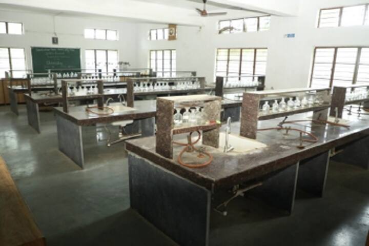 Ramesh Phirodia College of Arts, Science and Commerce, Ahmednagar campus photo 6