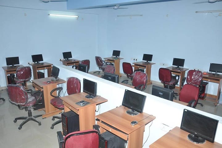 MAK Pharma College, Moinabad campus photo 3