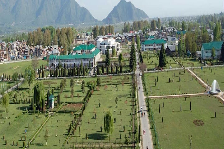 Government Degree College, Magam campus photo 2