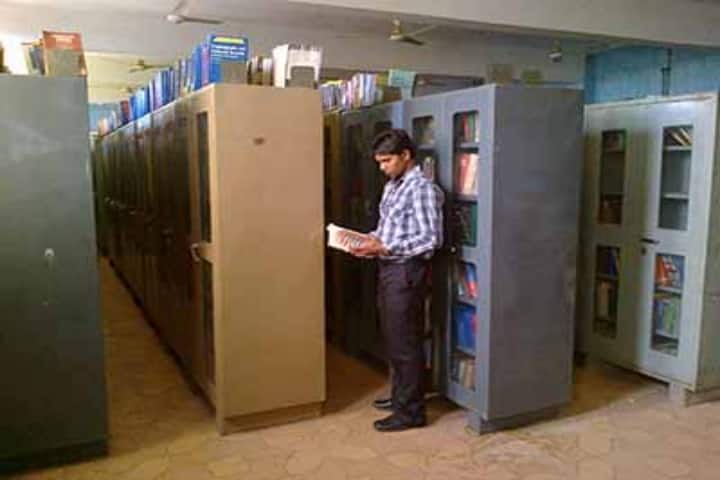 Government Engineering College, Jagdalpur campus photo 3