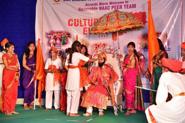 Shri Niketan Arts, Commerce College, Nagpur campus photo 3