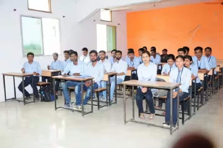 RV Parankar College of Engineering and Technology, Wardha campus photo 2