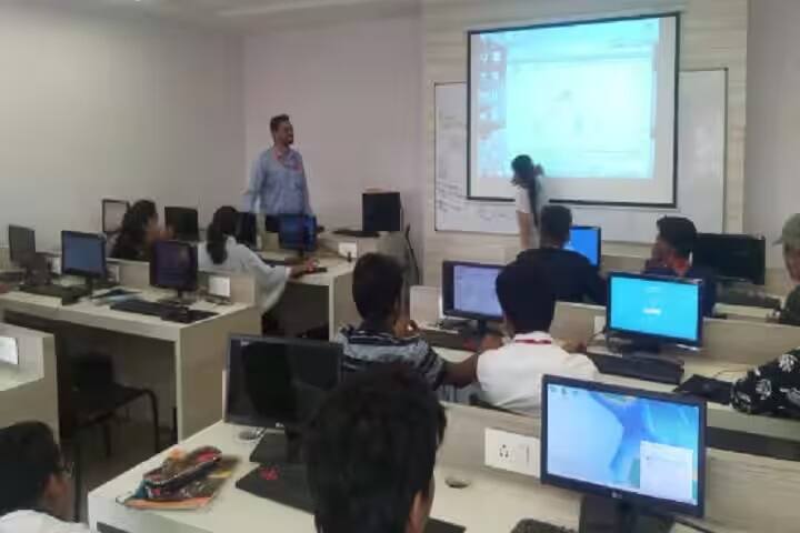 Oriental College of Commerce and Management, Mumbai campus photo 4