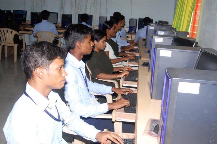 Vinuthna College of Management, Warangal campus photo 3