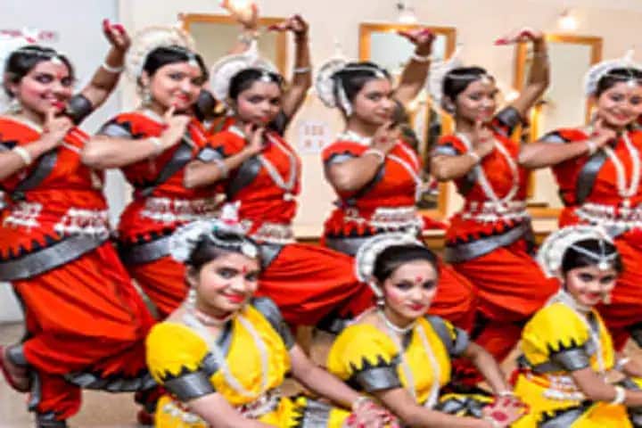 Swar Sangam A Birla Institute for Visual and Performing Arts, Kolkata campus photo 3
