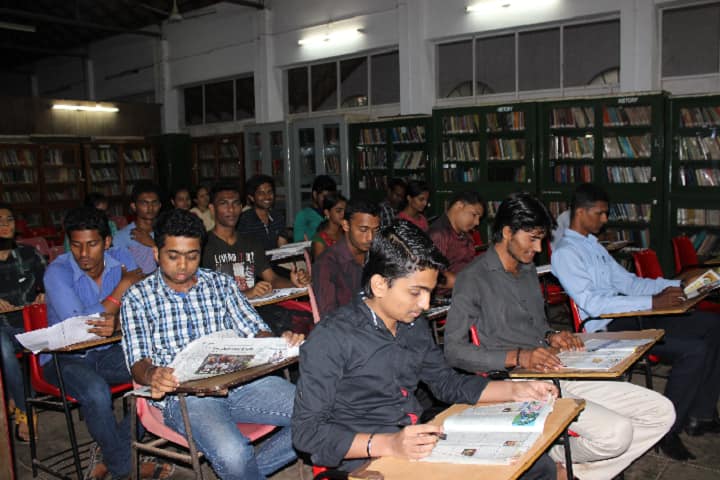 St Aloysius Evening College, Mangalore campus photo 2