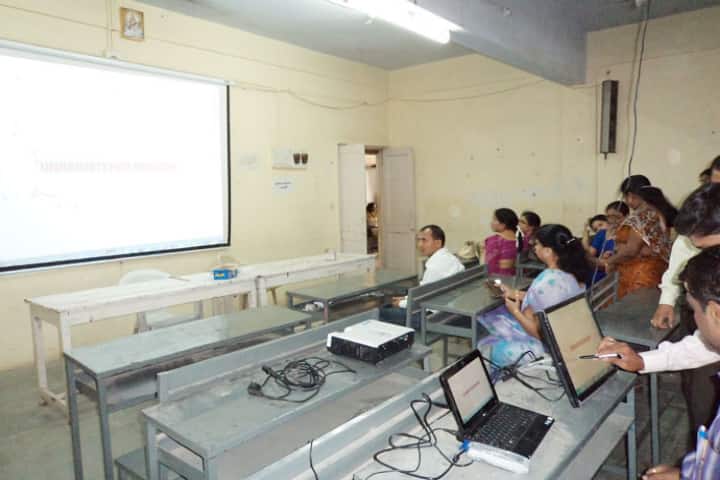 Smt Surajdevi Ramchand Mohata Mahila Mahavidyalaya, Khamgaon campus photo 2