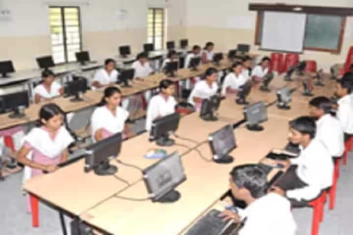 Shri Shivaji Maratha Society's Adhyapak Mahavidyalaya, Pune campus photo 4